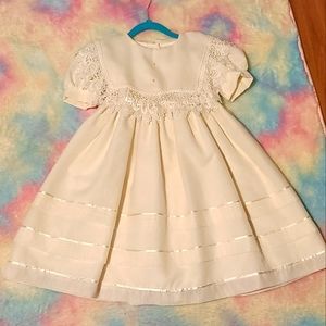 Creaciones Sz 4 Ivory Vintage Dress